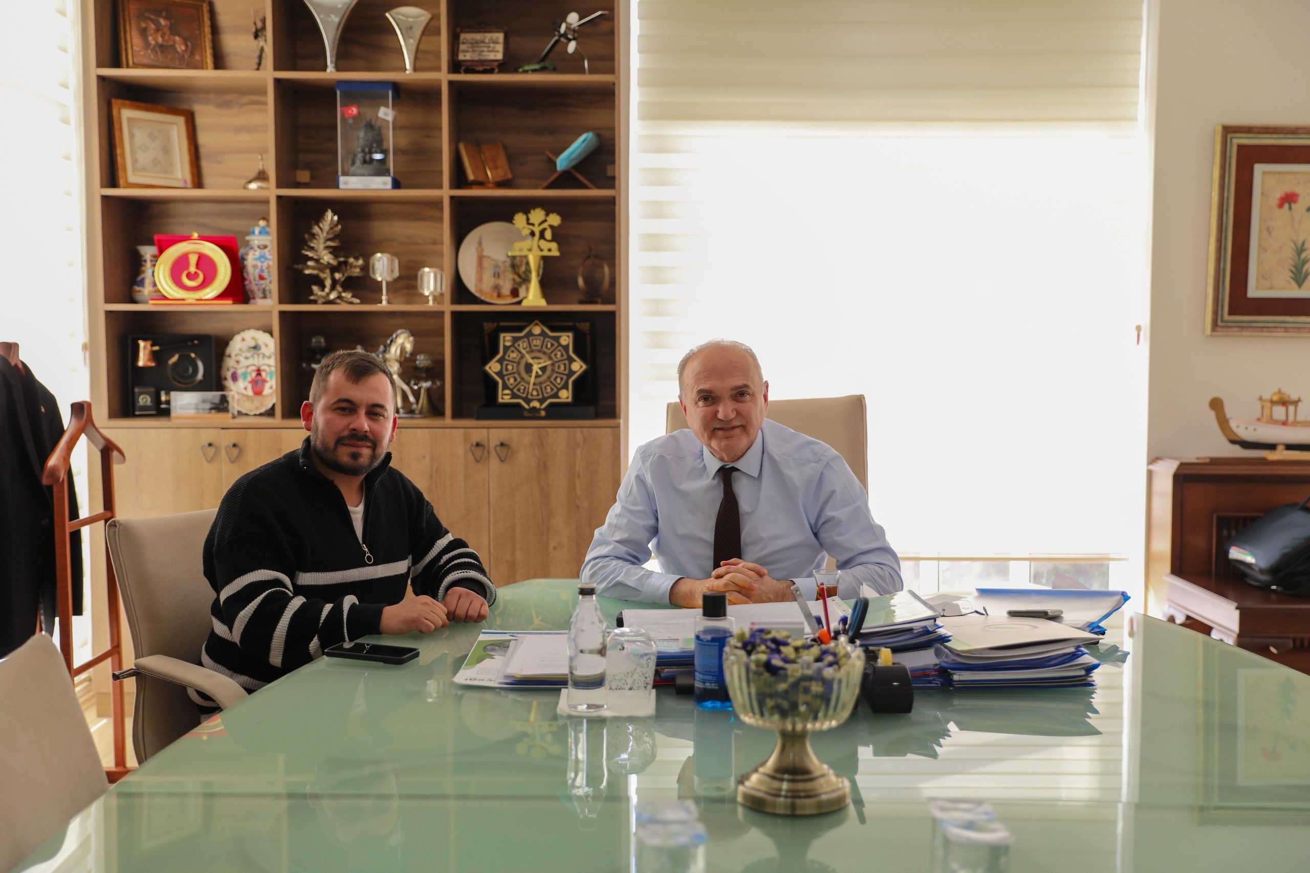 YEKDER Gençlik Kolları, Düzce Belediye Başkanı Dr. Faruk Özlü ile Bir Araya Geldi